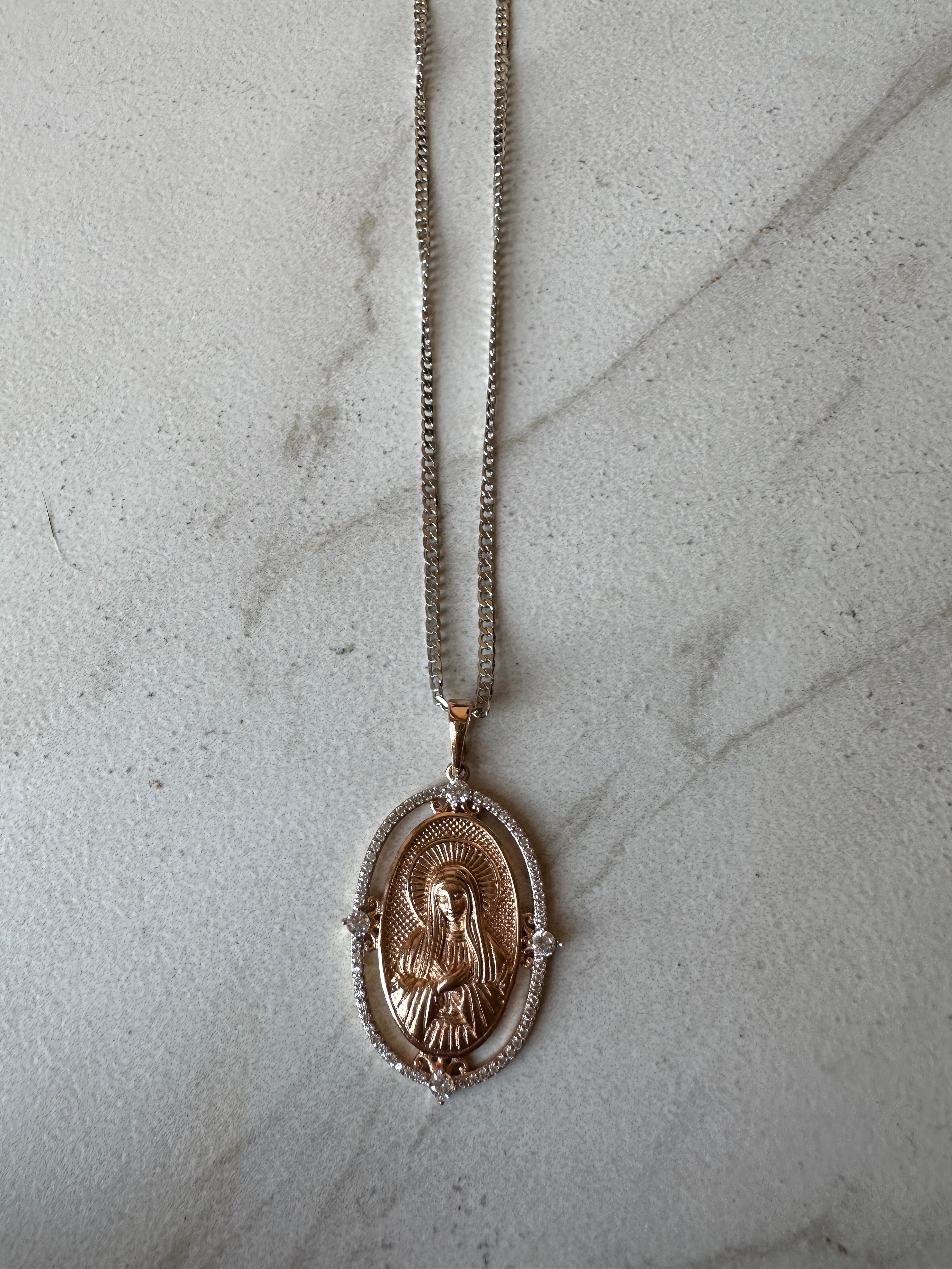 Queen Mary Necklace