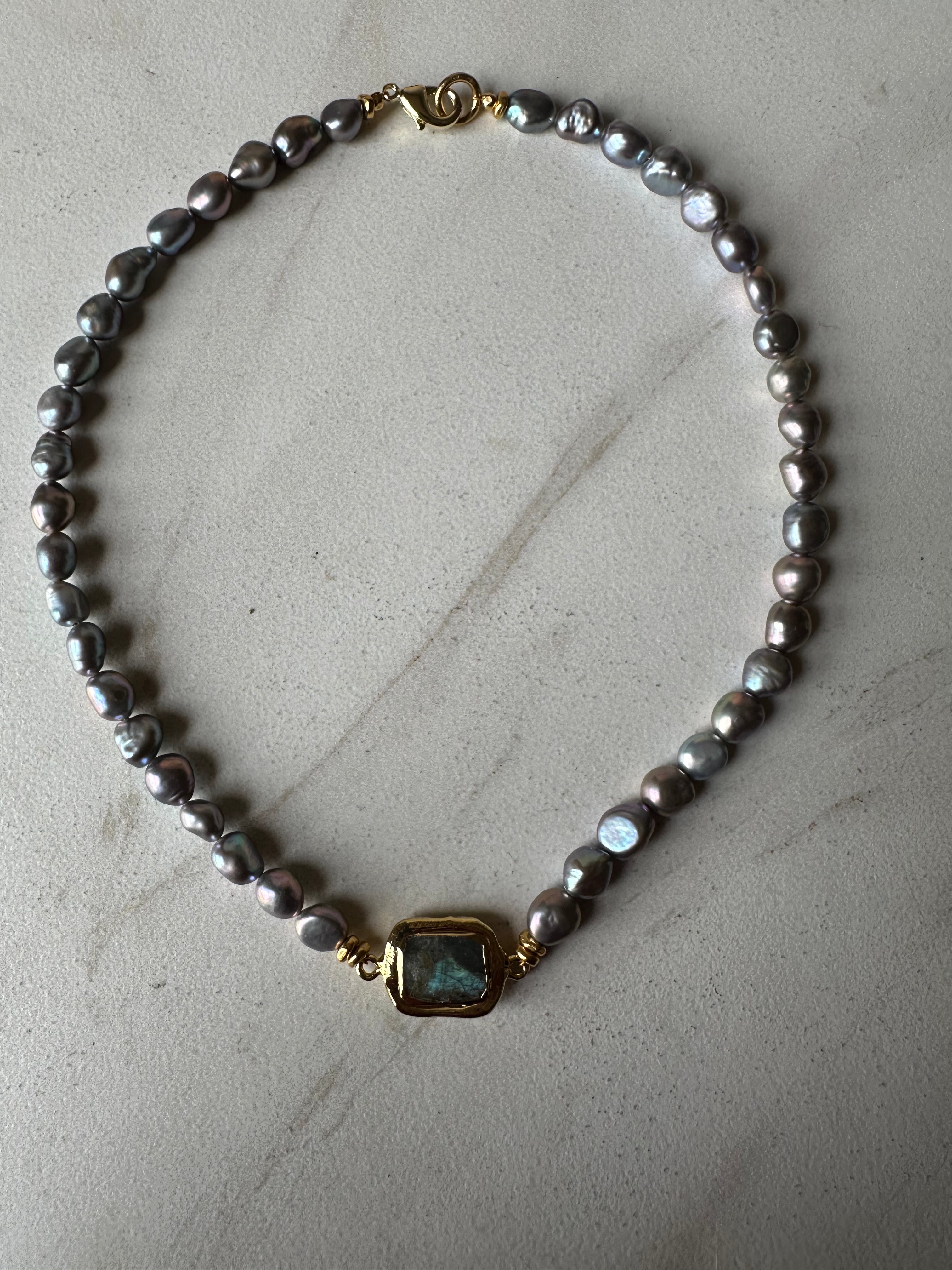 Kei Pearl Necklace