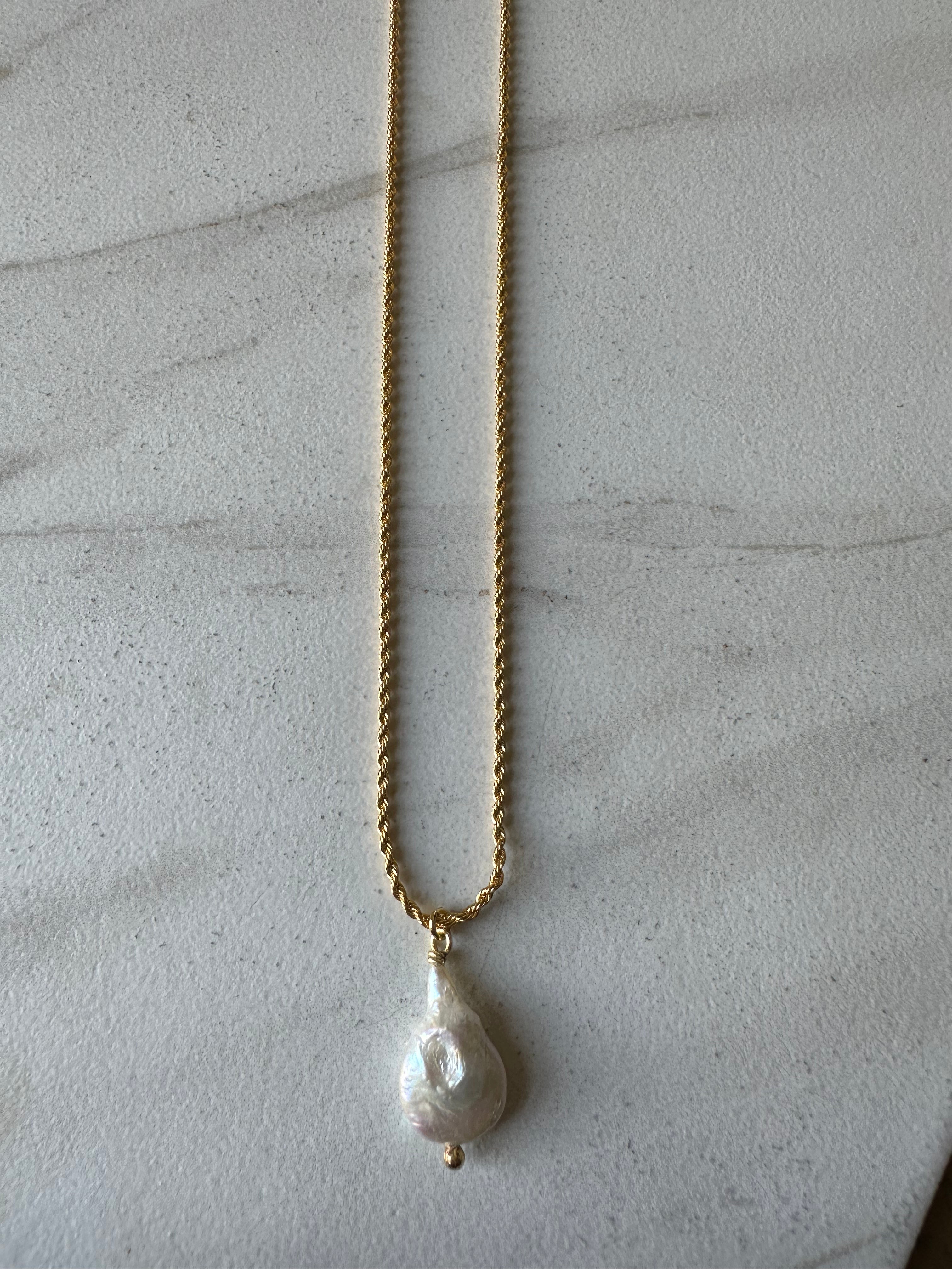 Pearl & Braid Necklace