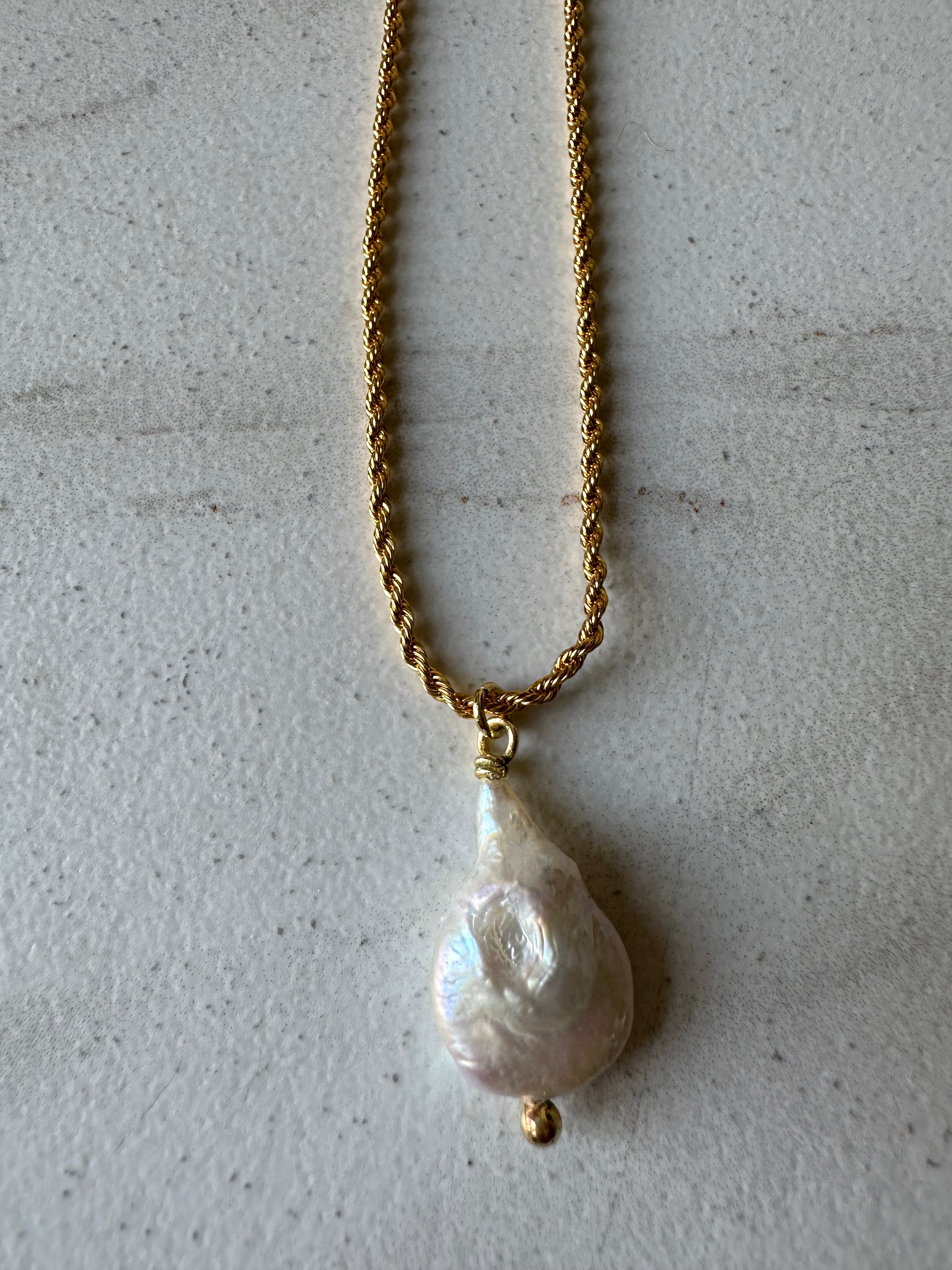 Pearl & Braid Necklace