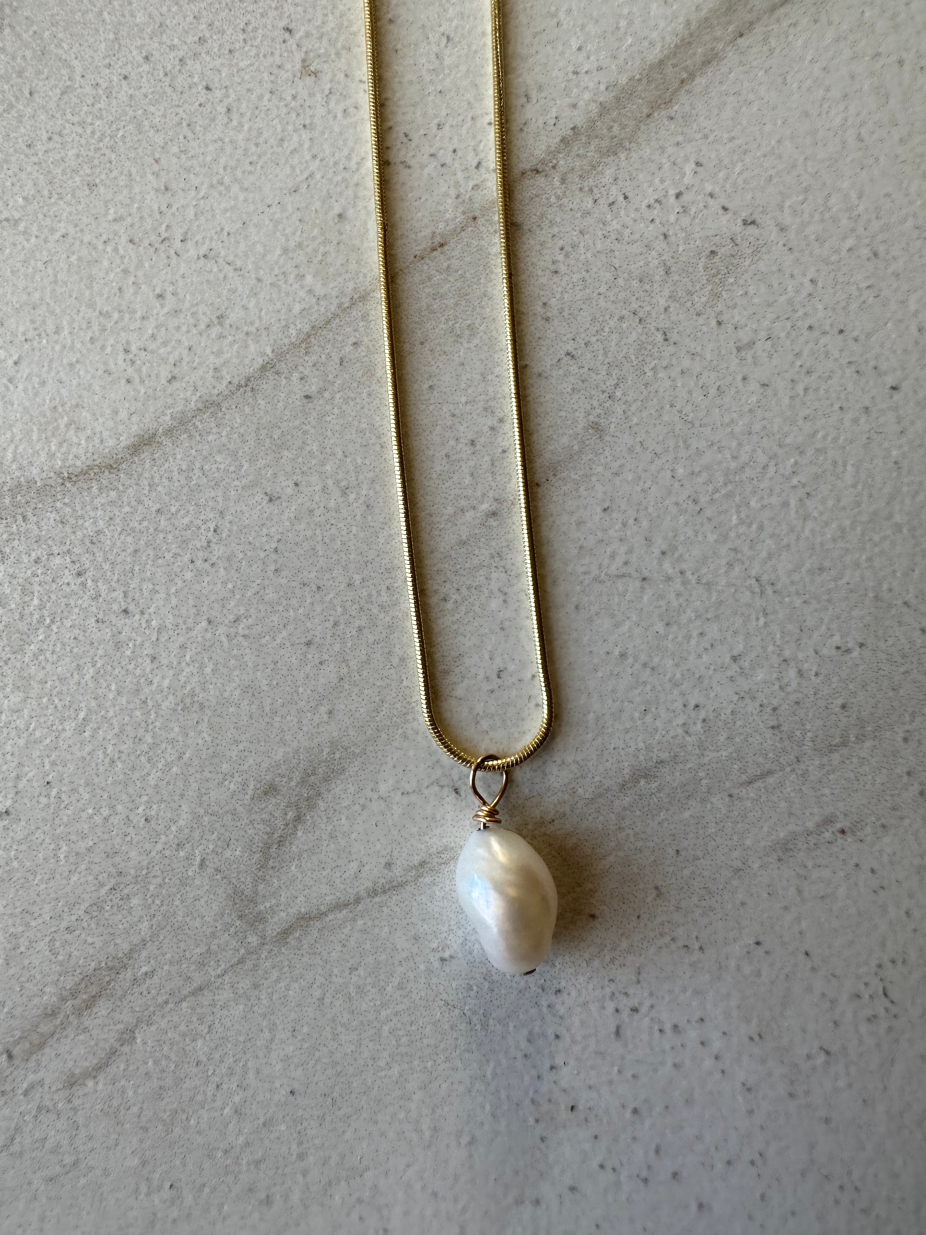 Emi Pearl Drop Necklace