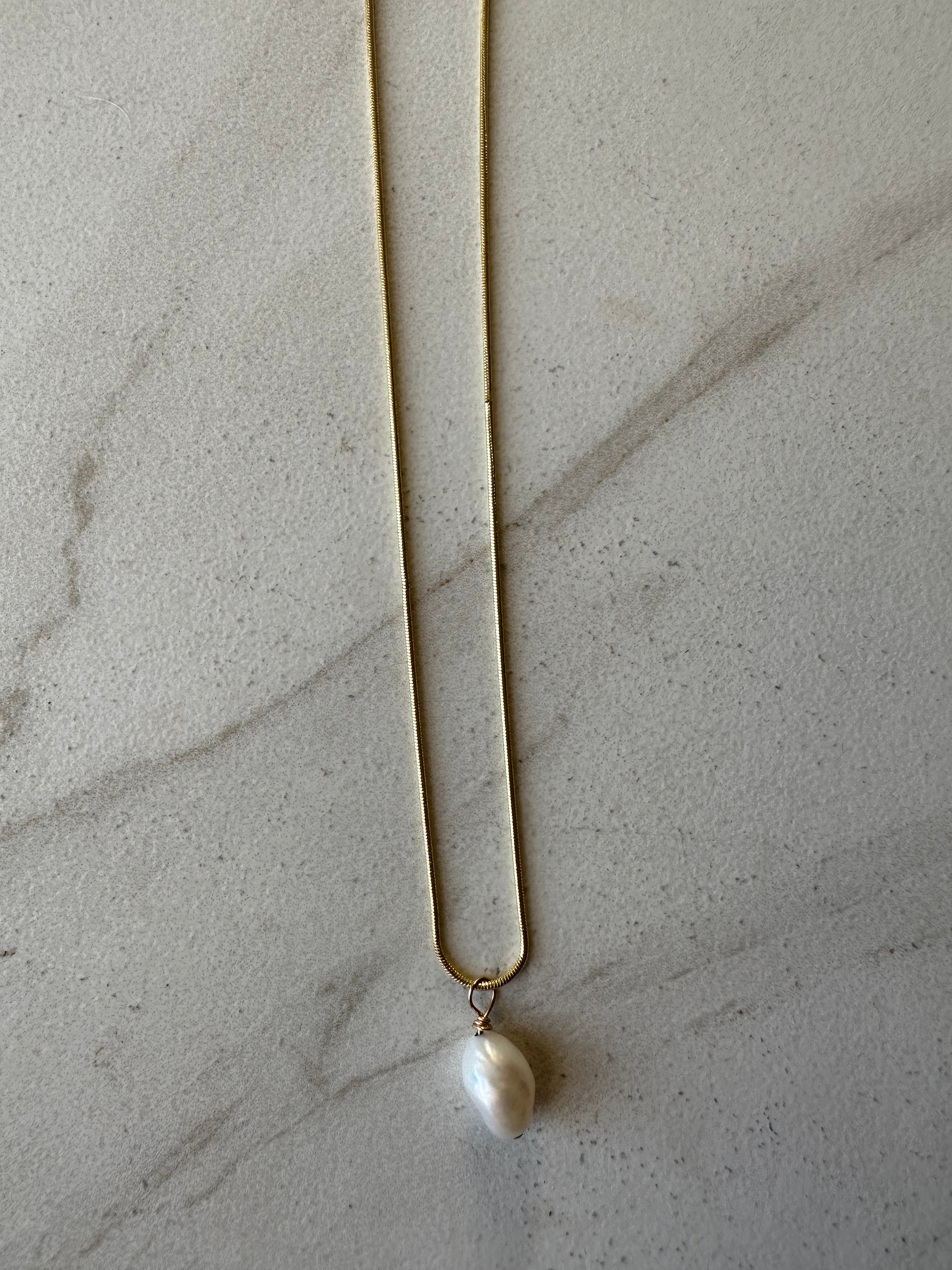 Emi Pearl Drop Necklace